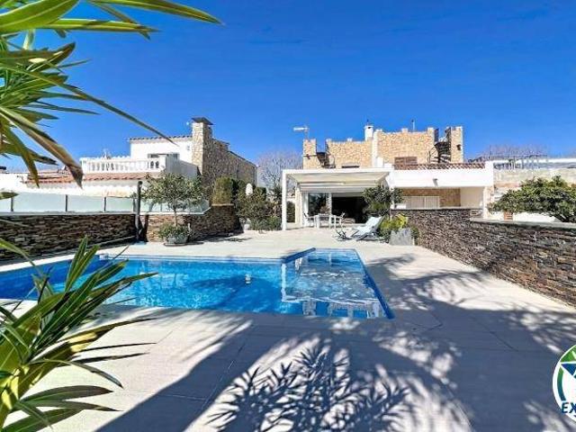 Chalet en venta en Empuriabrava, Alt Empordà