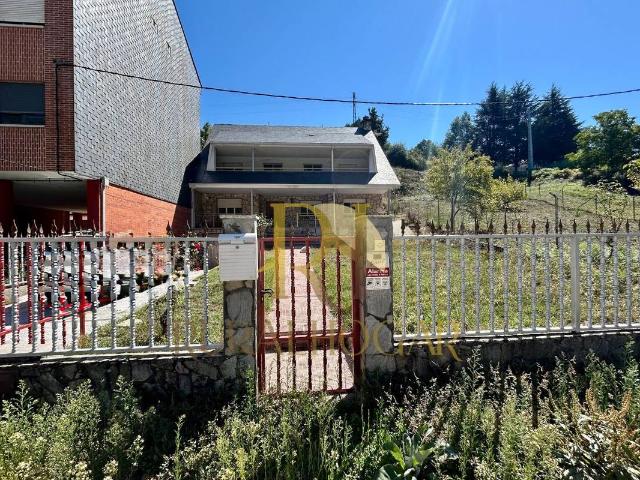 Chalet en venta en Toreno, León
