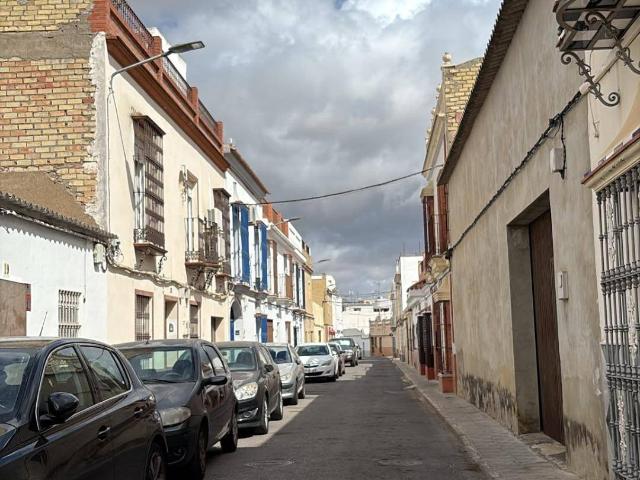 Chalet en venta en Utrera, Andalucía
