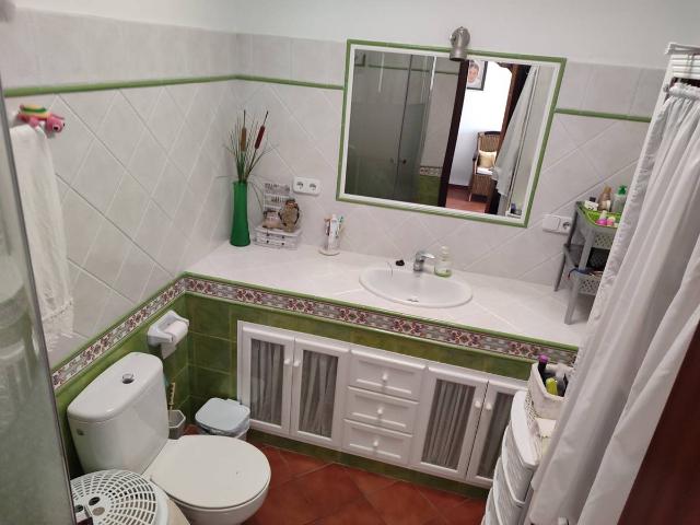 Chalet en venta en Utrera, Andalucía
