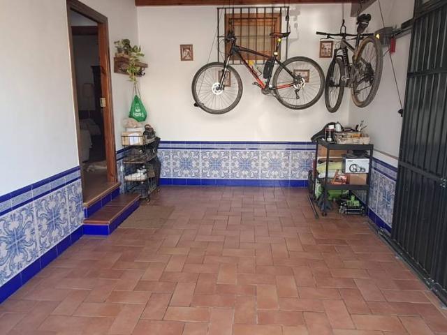 Chalet en venta en Utrera, Andalucía