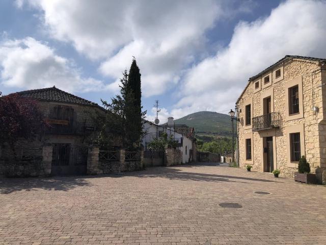 Villa en venta en Torre Val De San Pedro
