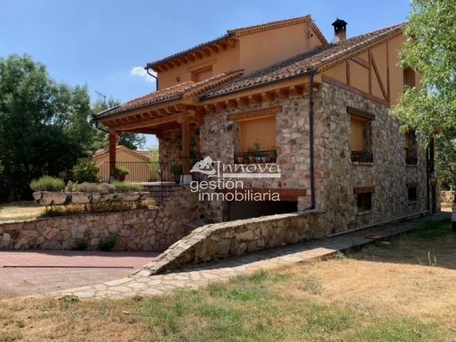 Villa en venta en Torre Val De San Pedro