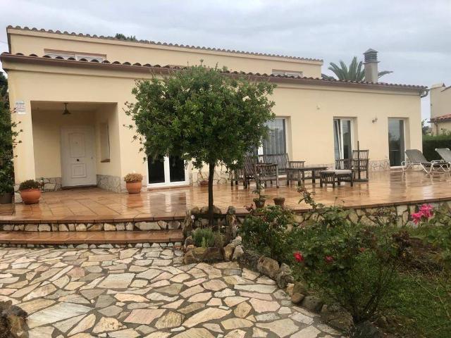 Chalet en venta en EMD l'Estartit, Baix Empordà