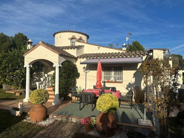 Villa en venta en Torroella De Montgrí