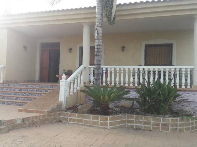Villa en venta en Murcia, Murcia