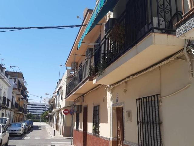 Villa en venta en Sevilla, El Arenal