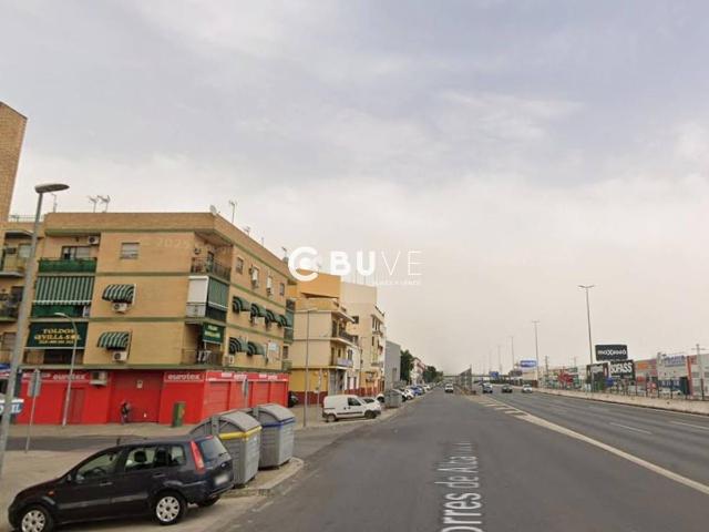 Villa en venta en Sevilla, El Arenal