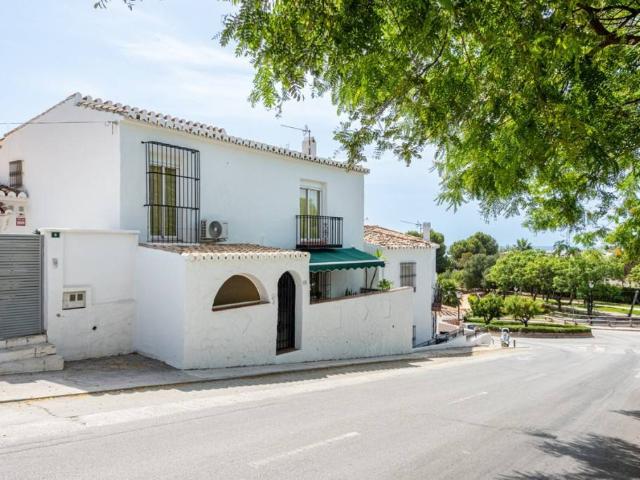 Villa en venta en Fuengirola