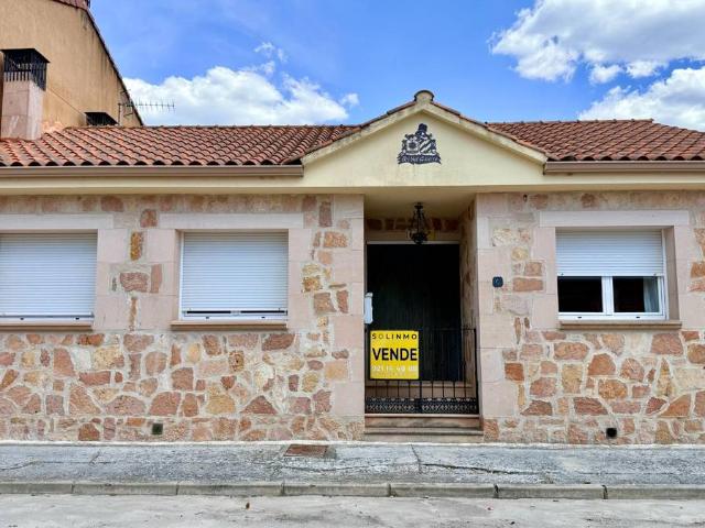 Chalet en venta en Torrecilla Del Pinar, Castilla y León