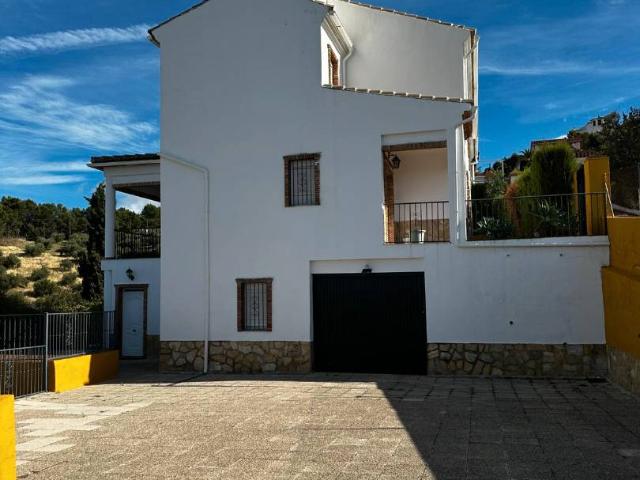 Chalet en venta en Torre Del Campo, Jaén