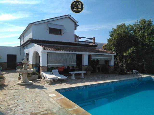 Chalet en venta en Torredonjimeno, Jaén