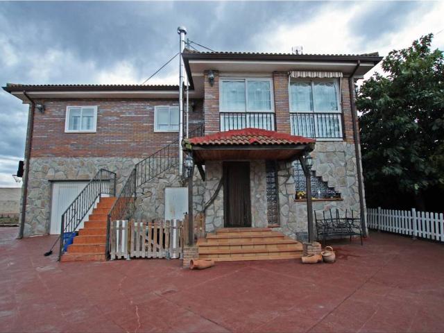 Villa en venta en Torrejón Del Rey, Urbanización Eras de San Sebastián