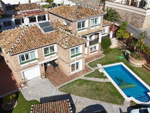 Chalet en venta en La Sierrezuela, Costa del Sol Occidental