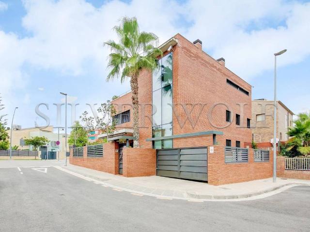 Chalet en venta en Viladecans, Baix Llobregat