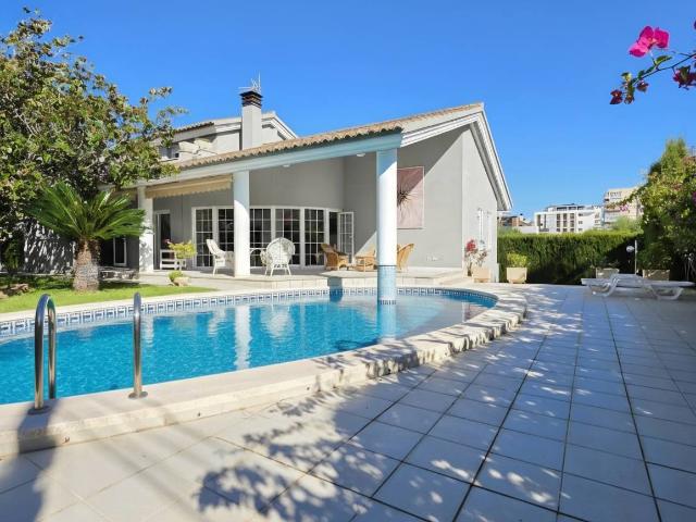 Chalet en venta en la Plana Alta, Valencia