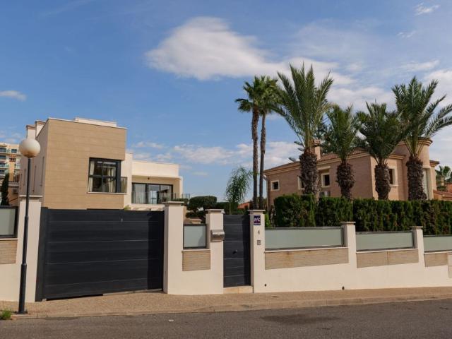Chalet en venta en La Veleta, el Baix Segura / La Vega Baja
