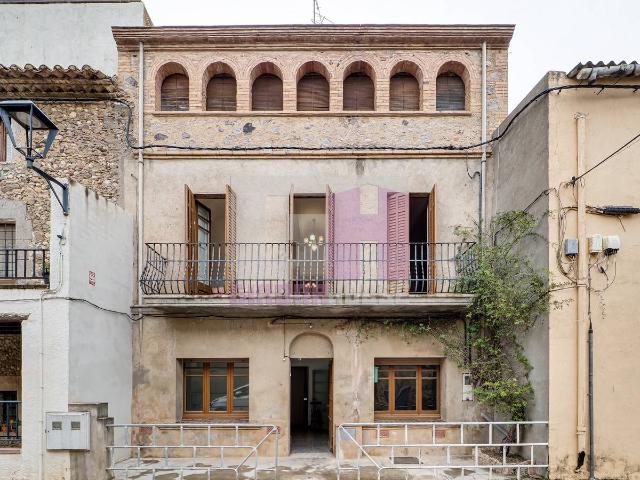 Villa en venta en Torroella De Fluvià