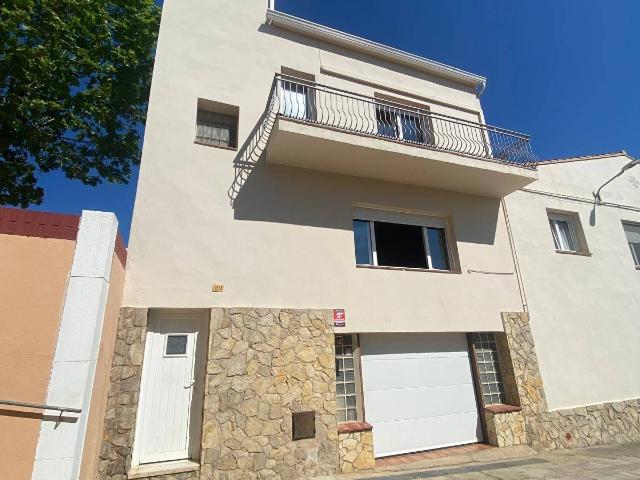 Villa en venta en Torroella De Montgrí