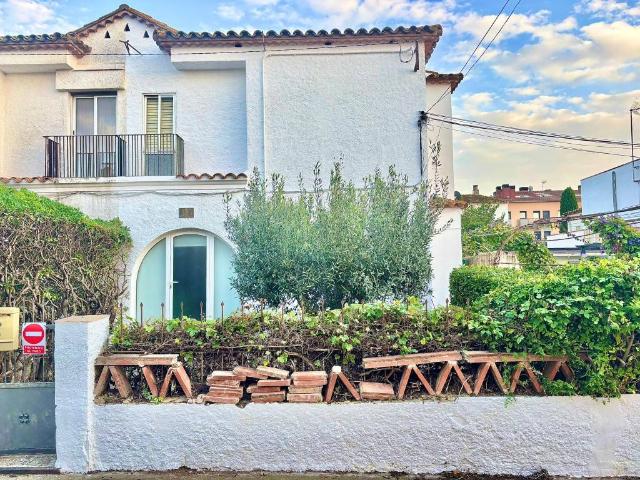 Villa en venta en Torroella De Montgrí