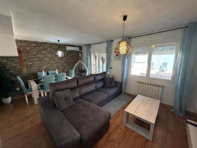 Chalet en venta en Tórtola De Henares, Castilla-La Mancha