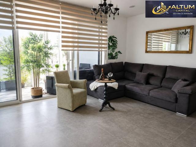 Chalet en venta en La Postura, Adeje