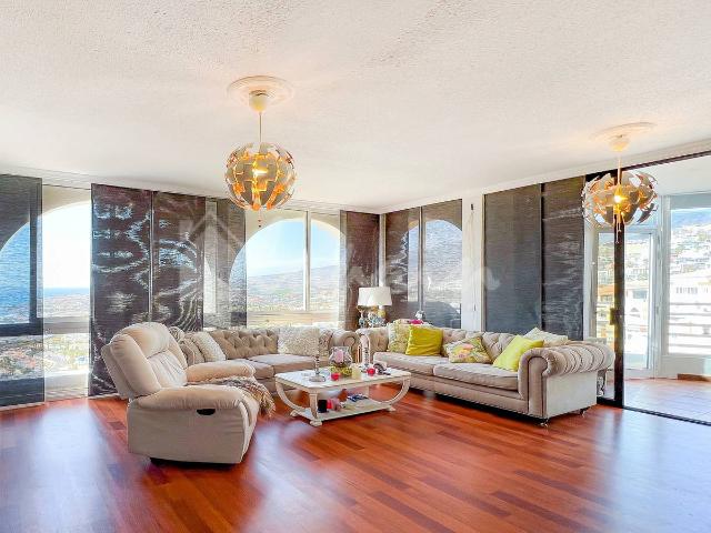 Chalet en venta en La Postura, Adeje