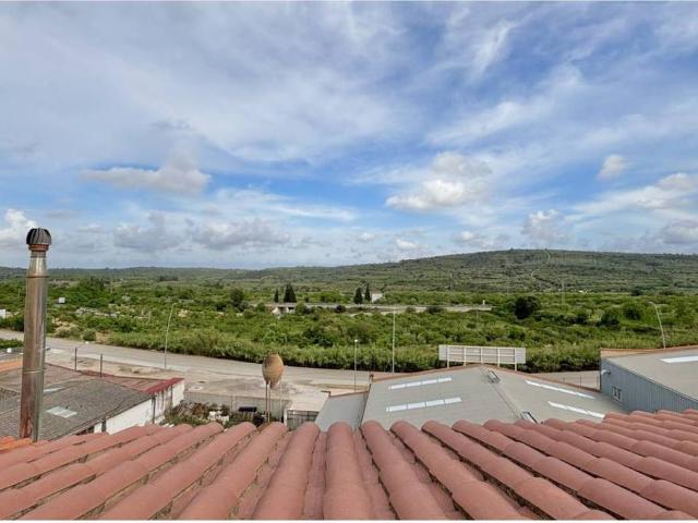 Villa en venta en Traiguera
