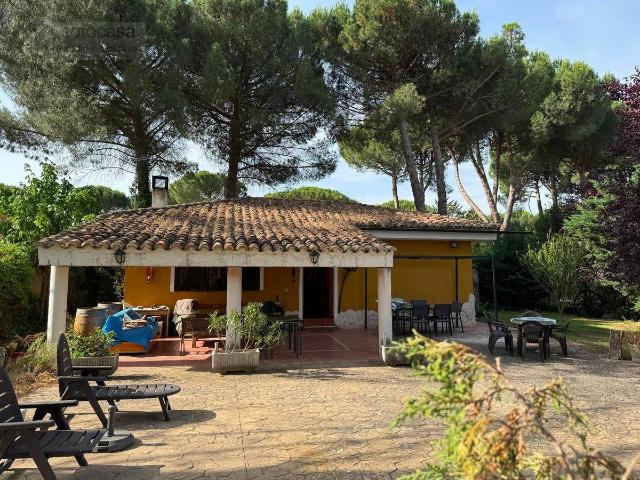 Villa en venta en Traspinedo