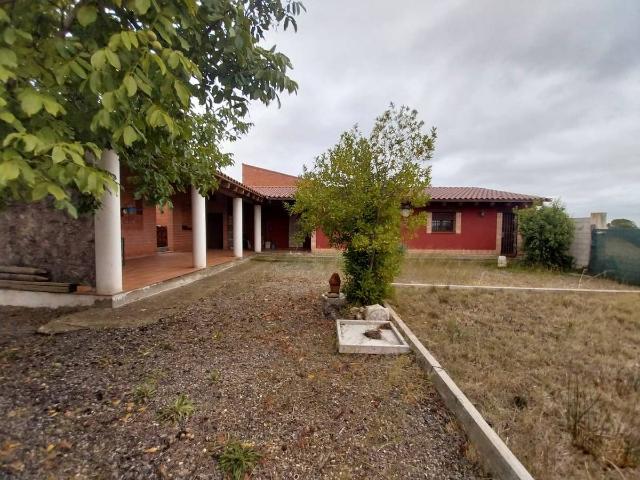 Villa en venta en Trigueros Del Valle