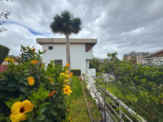 Chalet en venta en Santa Cruz De Tenerife, Canarias