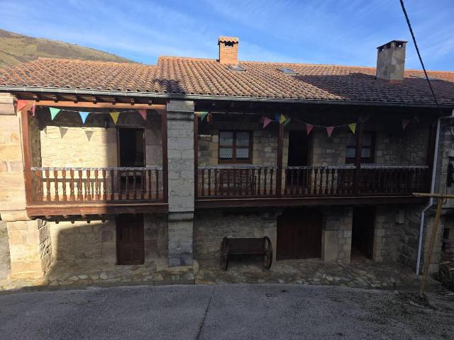 Chalet en venta en Tudanca, Cantabria