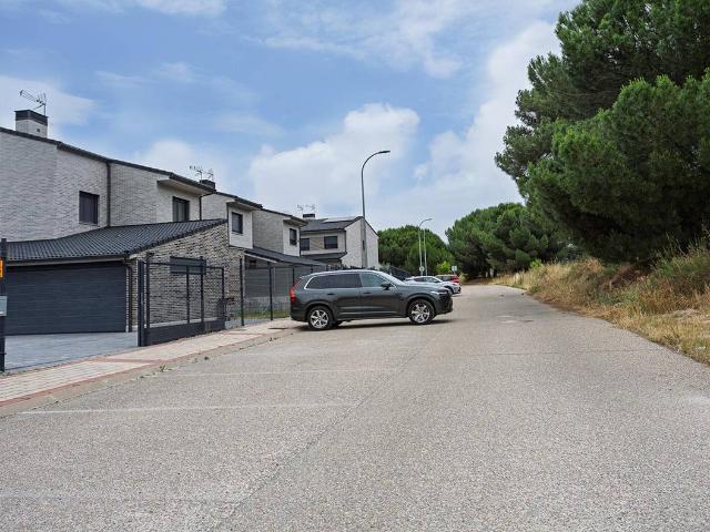 Villa en venta en Tudela De Duero, Virgen de la Guía