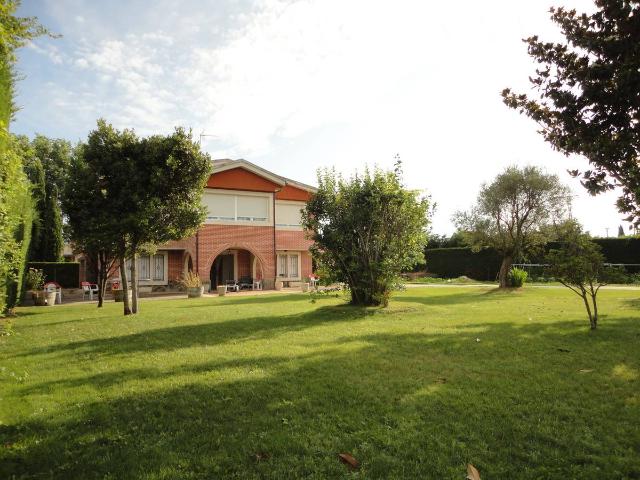 Villa en venta en Tudela De Duero, Virgen de la Guía