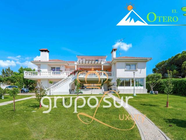 Villa en venta en Tudela De Duero, Virgen de la Guía