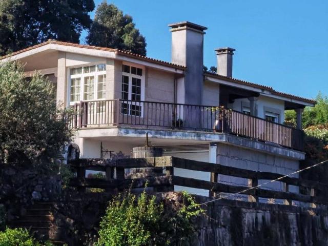 Villa en venta en Tui, O Arrabal