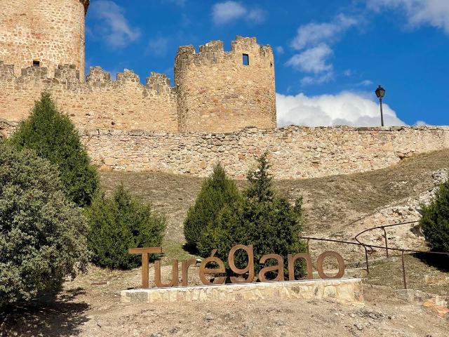 Chalet en venta en Sexmo de Posaderas, Turégano