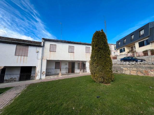 Chalet en venta en Sexmo de Posaderas, Turégano