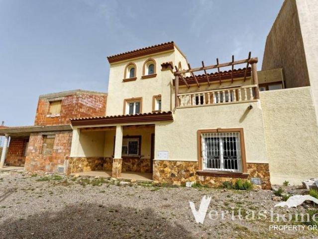 Chalet en venta en Turre, Andalucía