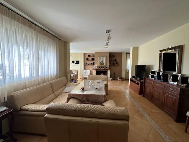 Chalet en venta en Centro Histórico, Úbeda