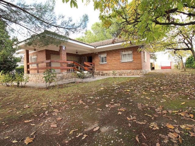 Chalet en venta en Uceda, Guadalajara