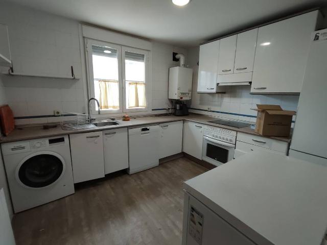 Villa en venta en Ugena, Urbanización Fuentevieja
