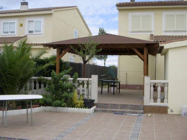 Villa en venta en Ugena, Urbanización Fuentevieja