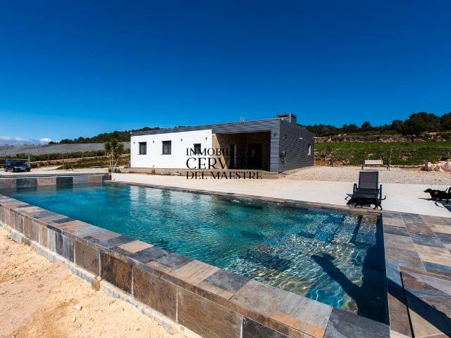 Villa en venta en Ulldecona