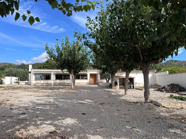 Villa en venta en Ulldecona