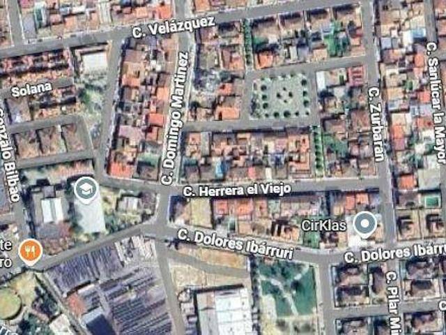 Chalet en venta en Umbrete, Andalucía