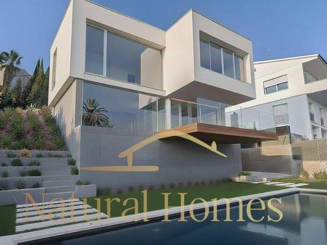 Chalet en venta en Eixample, Maresme