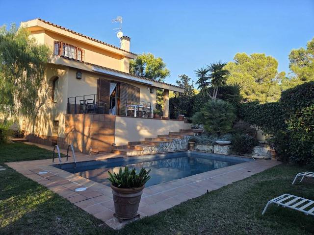Chalet en venta en els Quatre Garrofers, Tarragonès