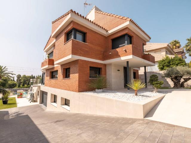 Chalet en venta en els Quatre Garrofers, Tarragonès
