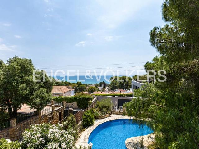 Chalet en venta en els Quatre Garrofers, Tarragonès